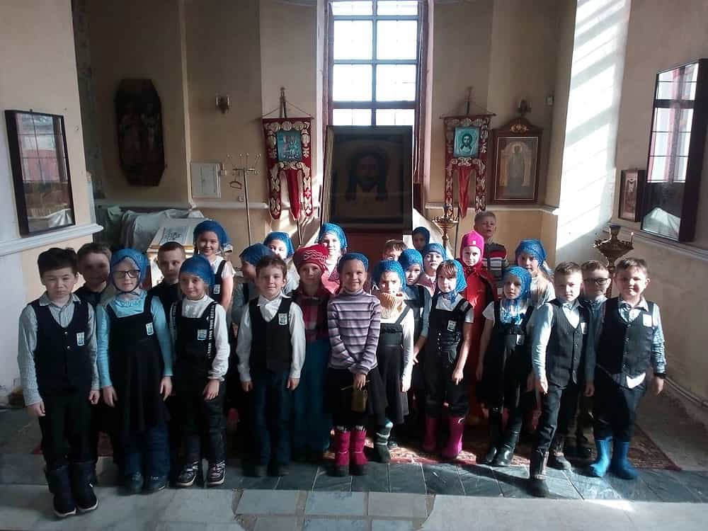 Спасский собор продолжает принимать детей и взрослых на экскурсии