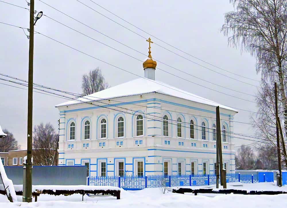 Божественная литургия в церкви Казанской иконы Божией Матери села Бурмакино