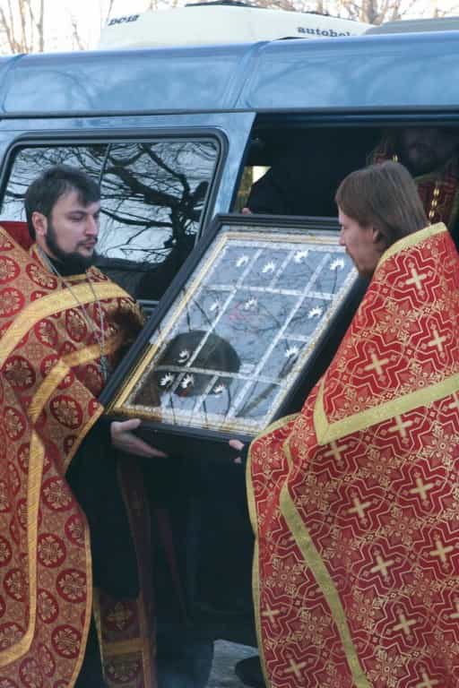Икона Георгия Победоносца с частицей его святых мощей