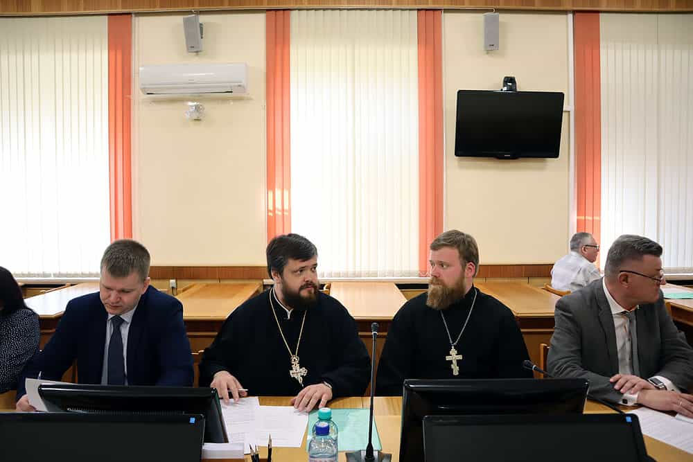 В Правительстве Кировской области состоялось оргсобрание, посвященное подготовке к Великорецкому крестному ходу