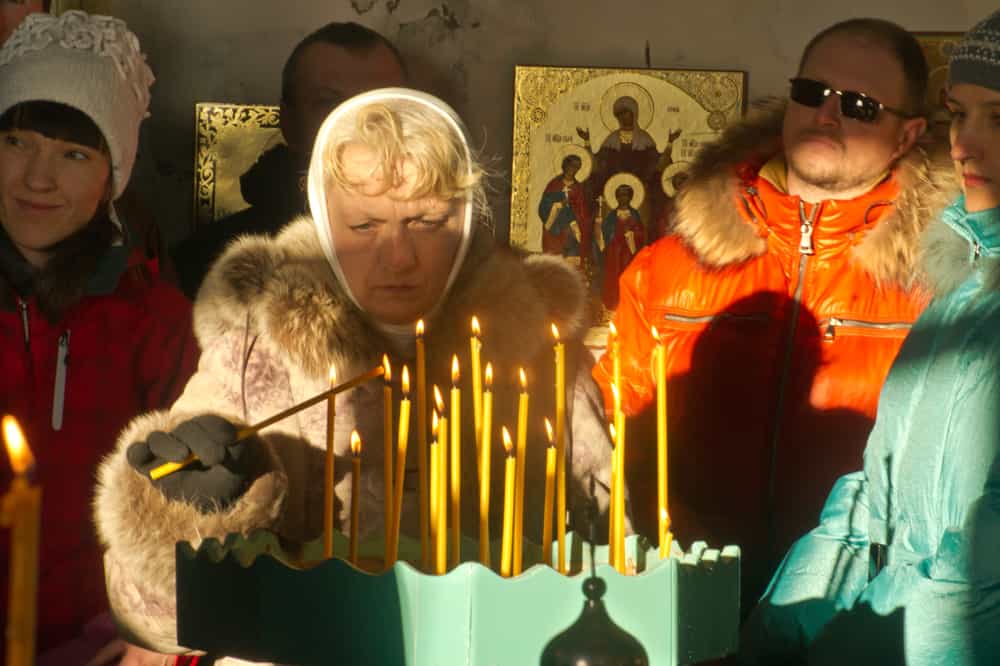 На храм Спаса Всемилостивого в Вязе вознесен крест