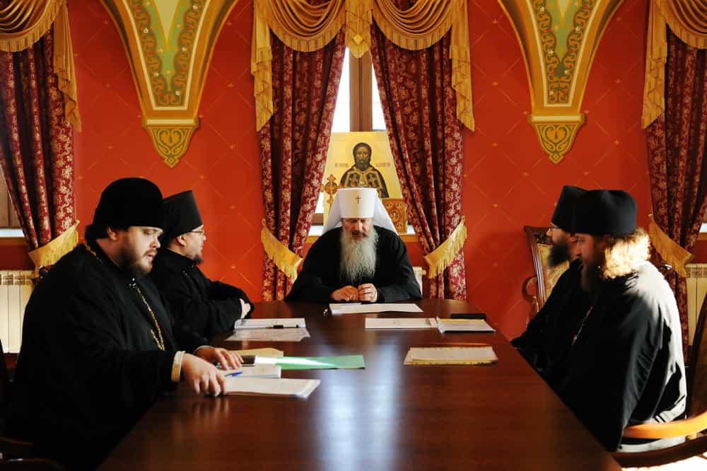 Архиерейский совет Вятской митрополии