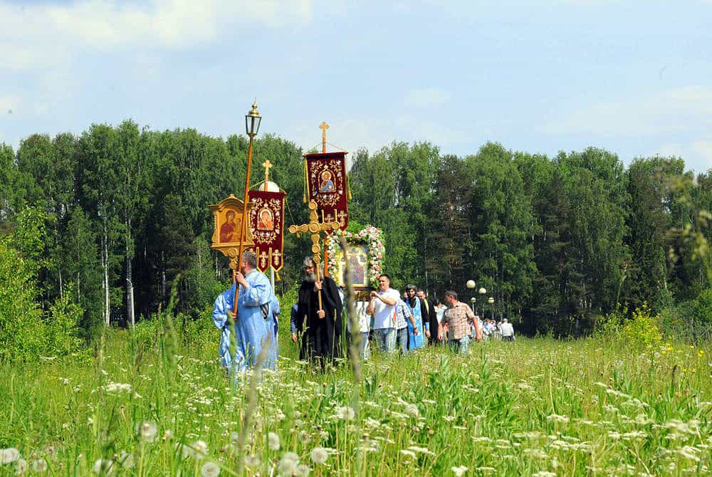В Нижнеивкинском благочинии состоятся три крестных хода