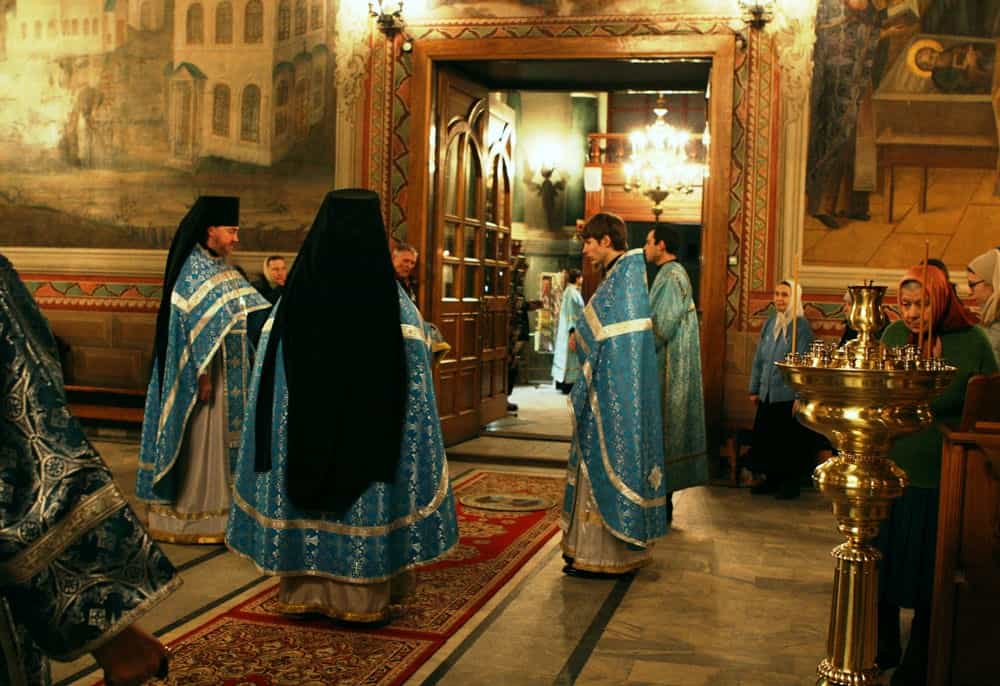 В Великий праздник Сретения Господня в храмах Вятской Епархии состоялись торжественные богослужения