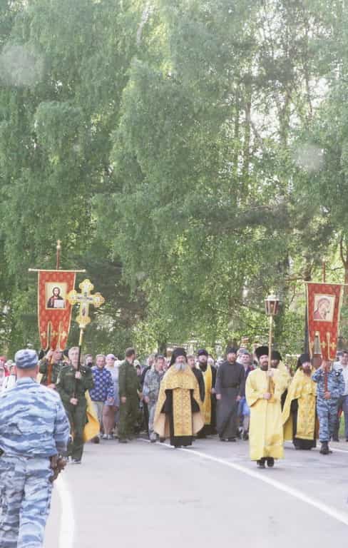 Крестный ход пришел в село Великорецкое