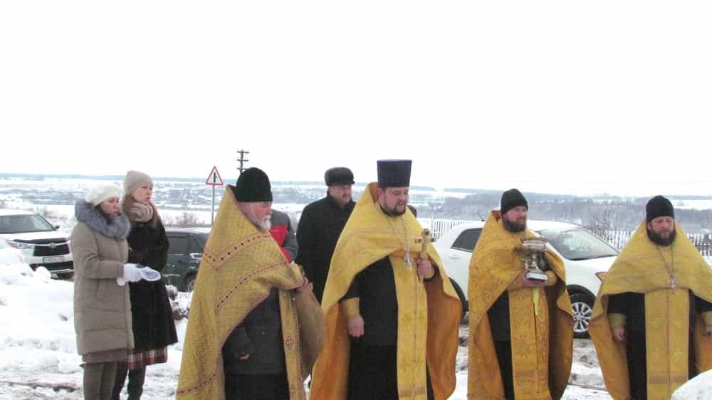 На въезде в город Советск установлен поклонный крест как символ спасения и победы жизни над смертью