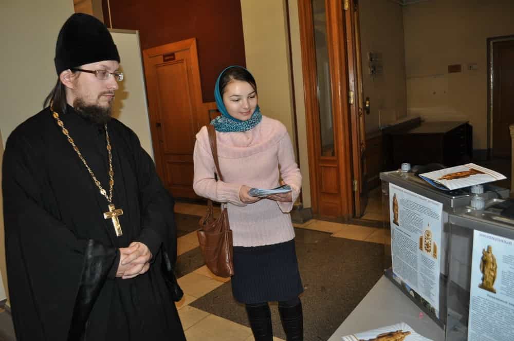 Волонтеры приходов Вятской Епархии приняли участие в сборе средств на памятник преподобному Трифону Вятскому