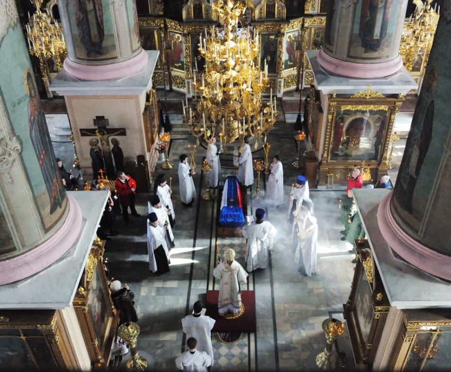 Митрополит Вятский и Слободской Марк совершил отпевание погибшего в Сирии майора Вячеслава Микрюкова