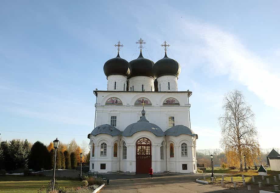 Празднование Покрова Пресвятой Богородицы в Свято-Успенском кафедральном соборе