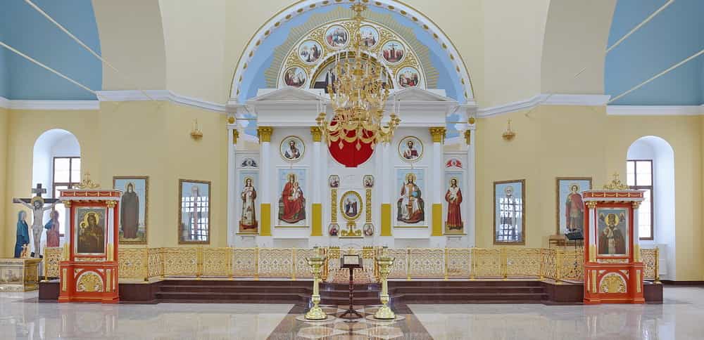 Митрополит Марк освятит новые иконы для Никольского храма Великорецкого подворья Трифонова монастыря