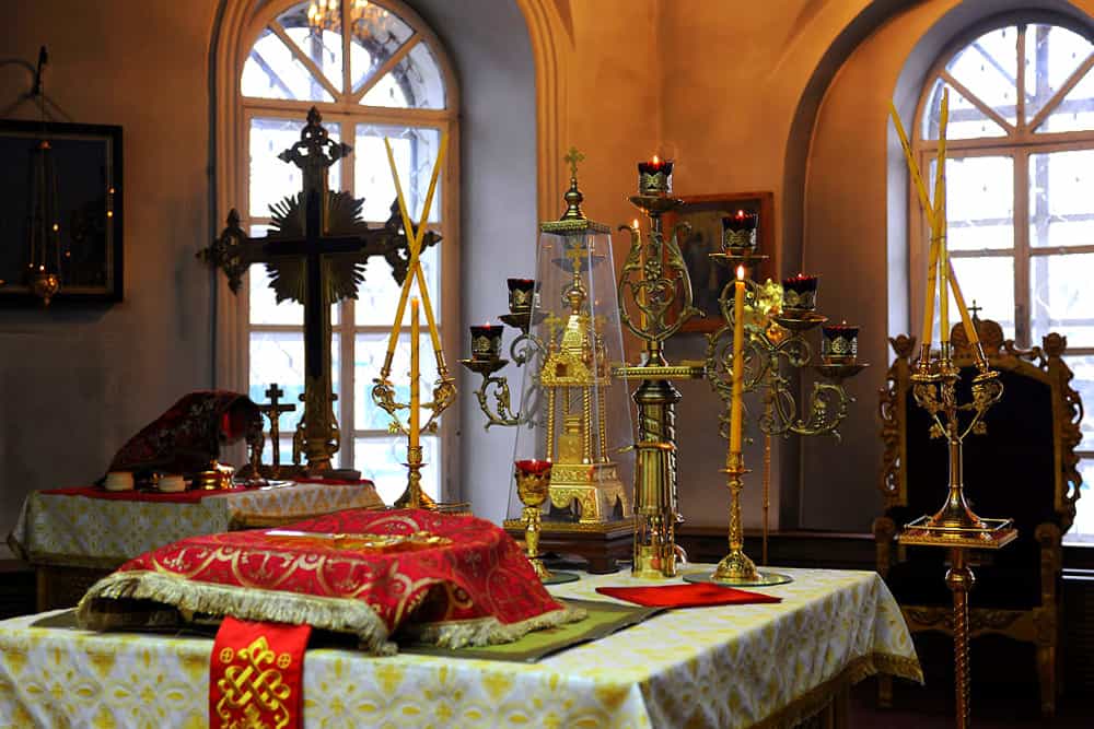 В пятницу Светлой седмицы митрополит Вятский и Слободской Марк совершил архипастырский визит в Кукарское благочиние