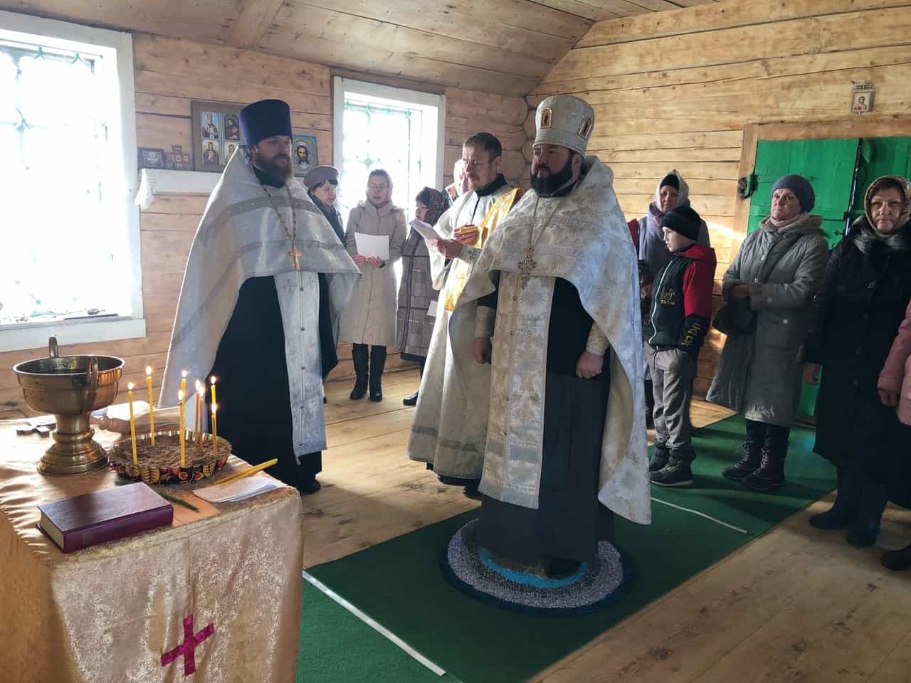 В деревне Скалепово Лузского района освящена часовня в честь святых Александра Невского и Георгия Победоносца