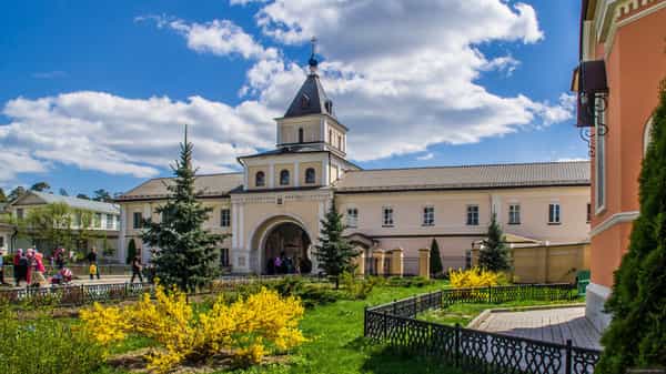 Поездка по святым местам России