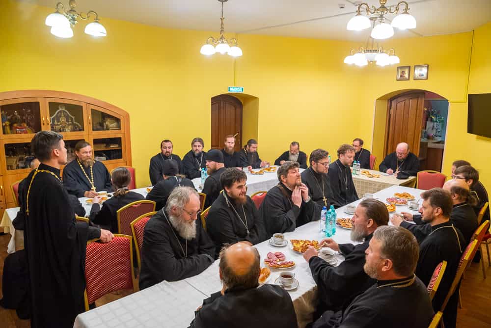 Об актуальных вопросах богослужебной и пастырской практики