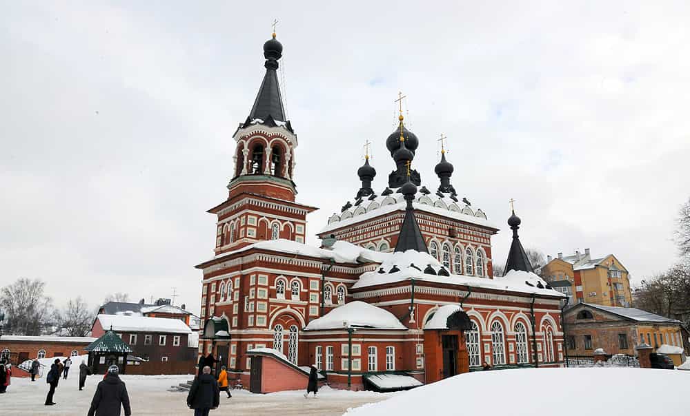 В Серафимовском соборе города Кирова состоялось отпевание новопреставленного протоиерея Серафима Исупова