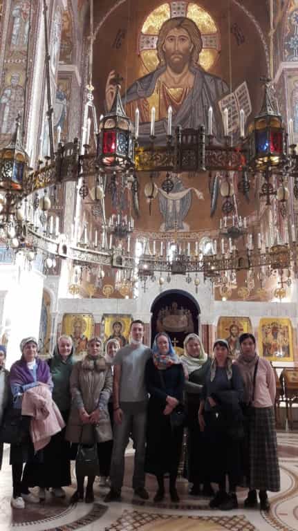 Паломники из Вятки поклонились святыням Свято-Троицкой Сергиевой лавры, Москвы и Оптиной пустыни