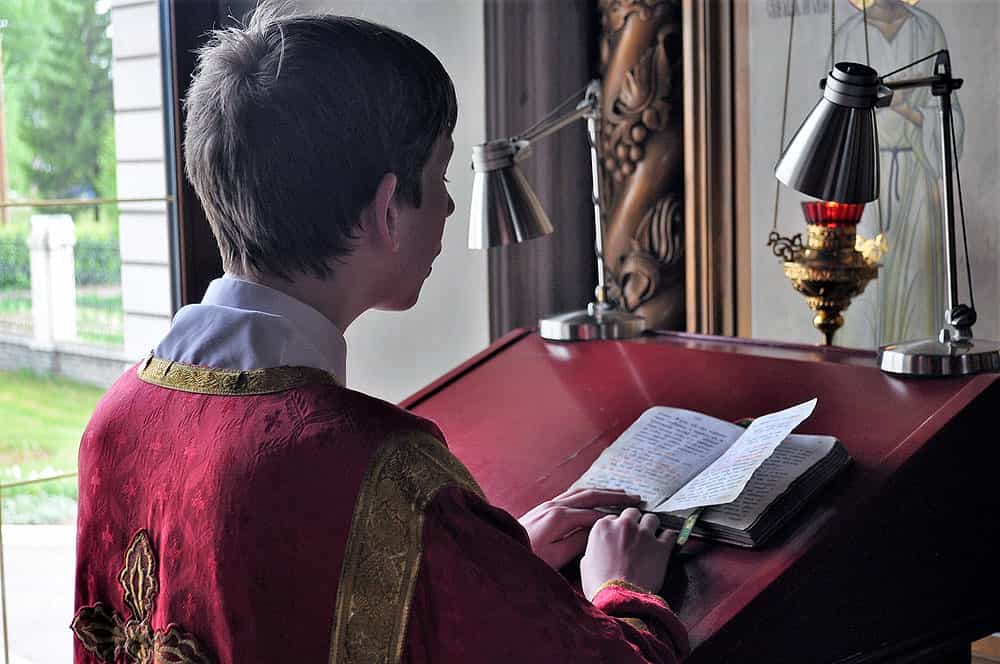 В день памяти великомученицы Ирины в храме Великомученика и целителя Пантелеимона города Кирова была совершена детская Литургия