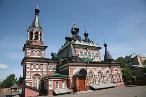 В Серафимовском соборе г. Кирова зажгли Свечу памяти по погибшим в Великой Отечественной войне