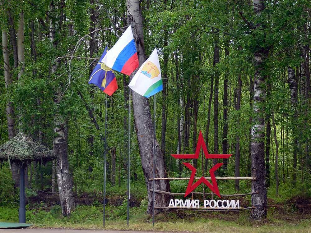 На базе 8-ой ракетной Мелитопольской Краснознаменной дивизии в Юрье начал работу передвижной полевой храм Великомученицы Варвары