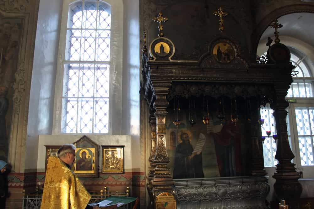 В Свято-Успенском кафедральном соборе совершен молебен преподобному Трифону