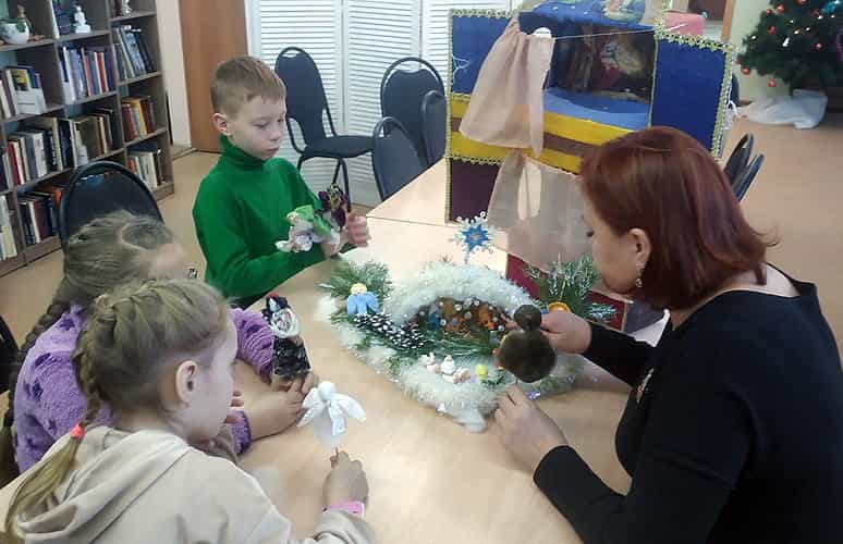 Выставка «Вифлеемской чудо» открыла выставочный сезон библиотеки №3 города Кирова