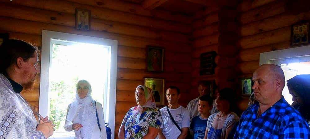 В часовне Димитрия Солунского на источниках состоялось Таинство Крещения