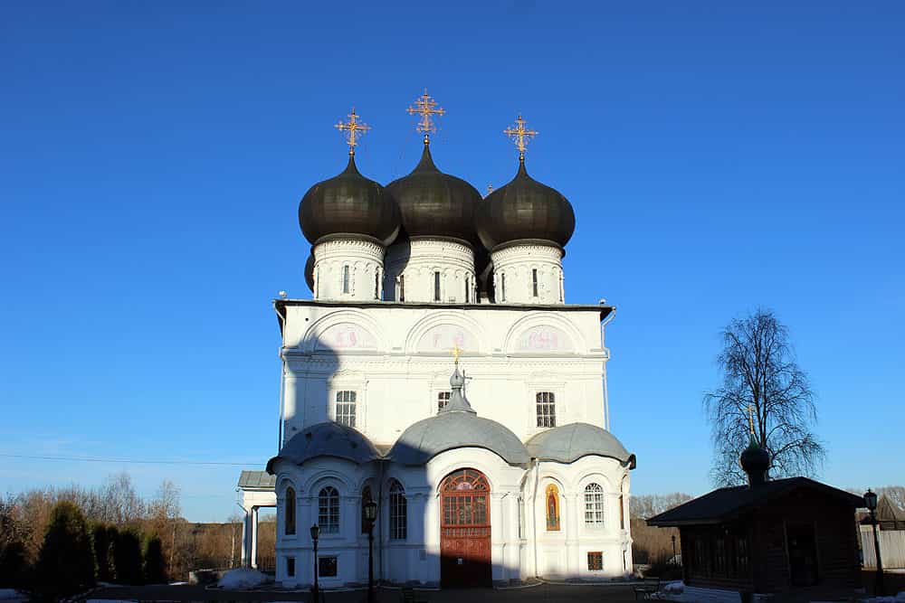 Похвала Пресвятой Богородицы – богослужение в Свято-Успенском кафедральном соборе