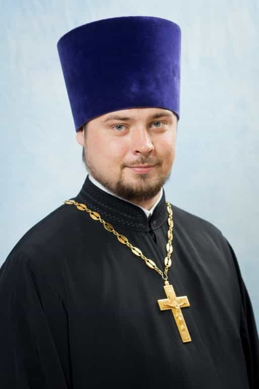 «Вокруг много хороших людей»