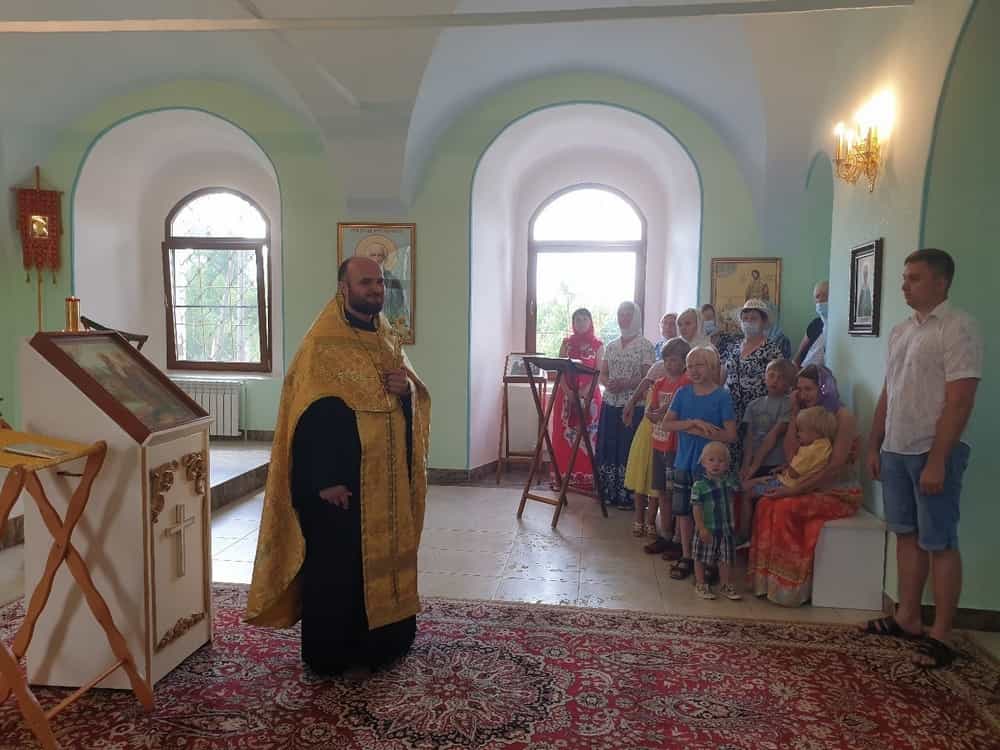 Празднование Дня семьи, любви и верности в селе Вяз