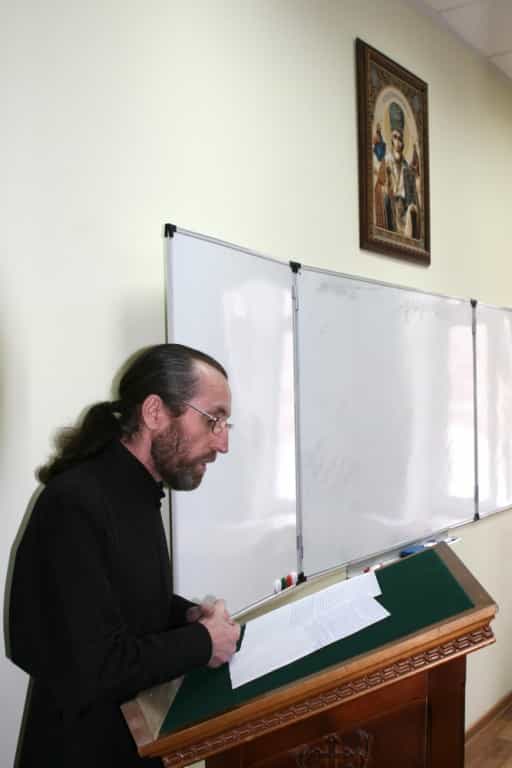 Студенты Вятского Духовного училища успешно защитили курсовые