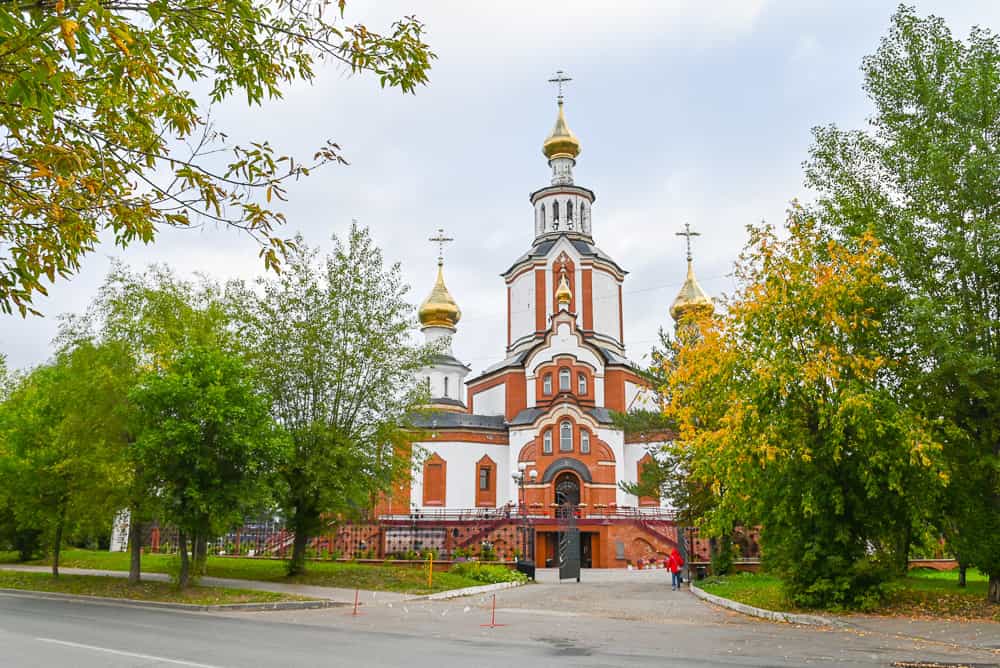 Торжественные богослужения в церкви Веры, Надежды, Любови и матери их Софии города Кирова