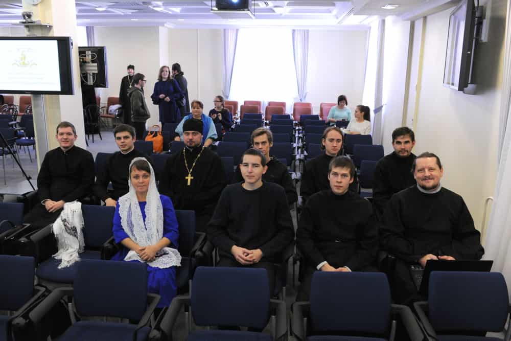 Состоялось пленарное заседание XXIII Свято-Трифоновских образовательных чтений «Молодежь: свобода и ответственность»