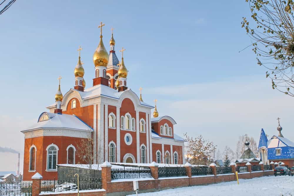 Митрополит Марк совершил Божественную литургию в храме в честь иконы Божией Матери «Всех скорбящих Радость» на Филейке