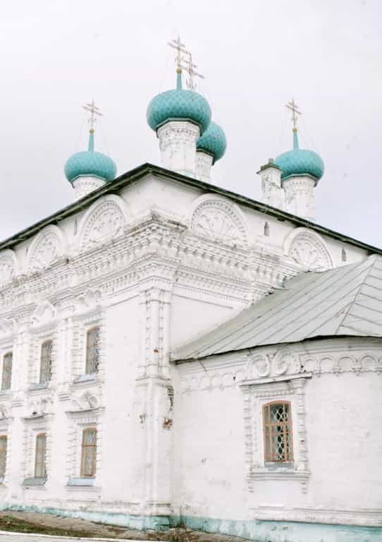 Митрополит Марк, в неделю вторую по Пасхе, возглавил Богослужение в Екатерининском кафедральном соборе города Слободского