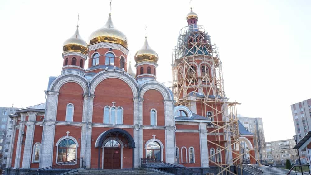 В храмах Вятской Епархии состоялись праздничные богослужения в честь Казанской иконы Божией Матери