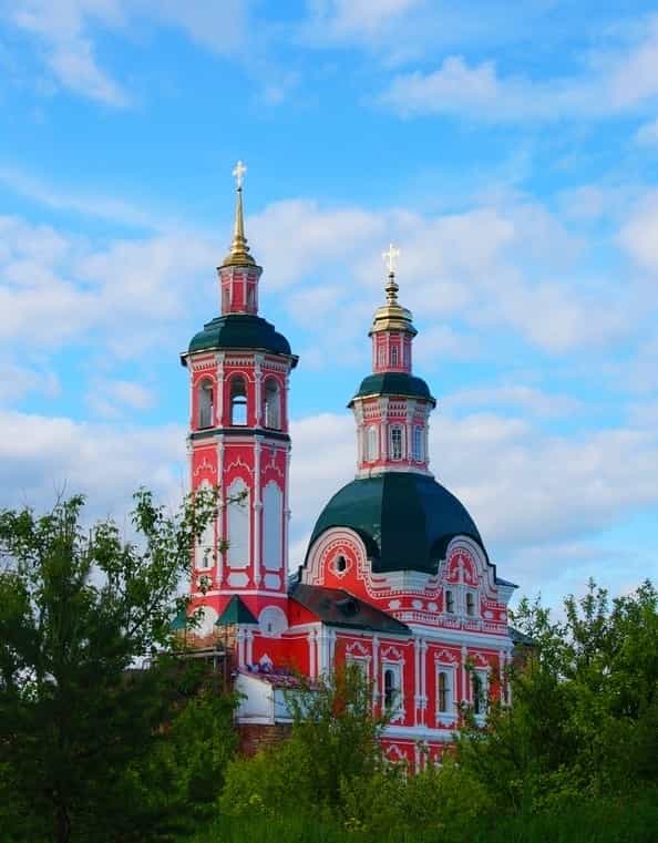 Храм Всемилостивого Спаса села Вяз приглашает трудников