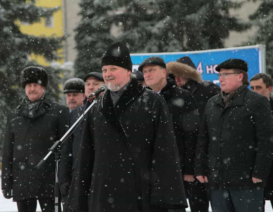 Благочинный Первого Вятского благочиния принял участие в праздничном шествии в День народного единства