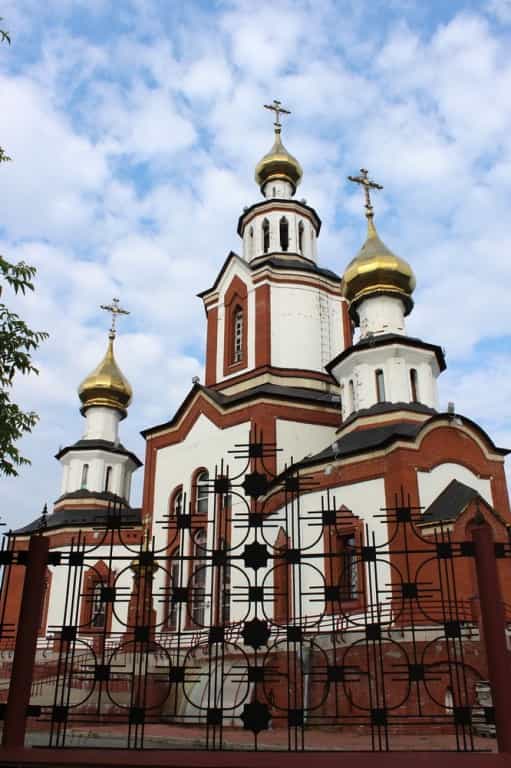 Воскресное архиерейское богослужение в храме святых мучениц Веры, Надежды, Любови и матери их Софии