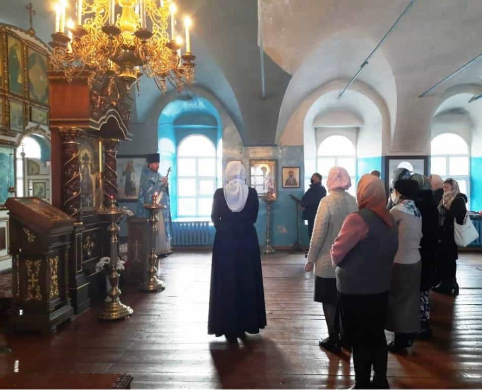 В праздник иконы Божией  Матери «Скоропослушница»  паломническая служба Трифонова  монастыря  организовала поездку в Нижнеивкино и Адышево