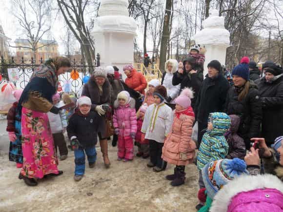 Праздник на масляной неделе в храме Иоанна Предтечи