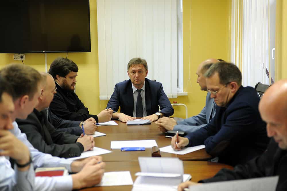 Секретарь Вятской епархии иерей Виталий Лапшин принял участие в заседании Общественного совета при УМВД России по городу Кирову