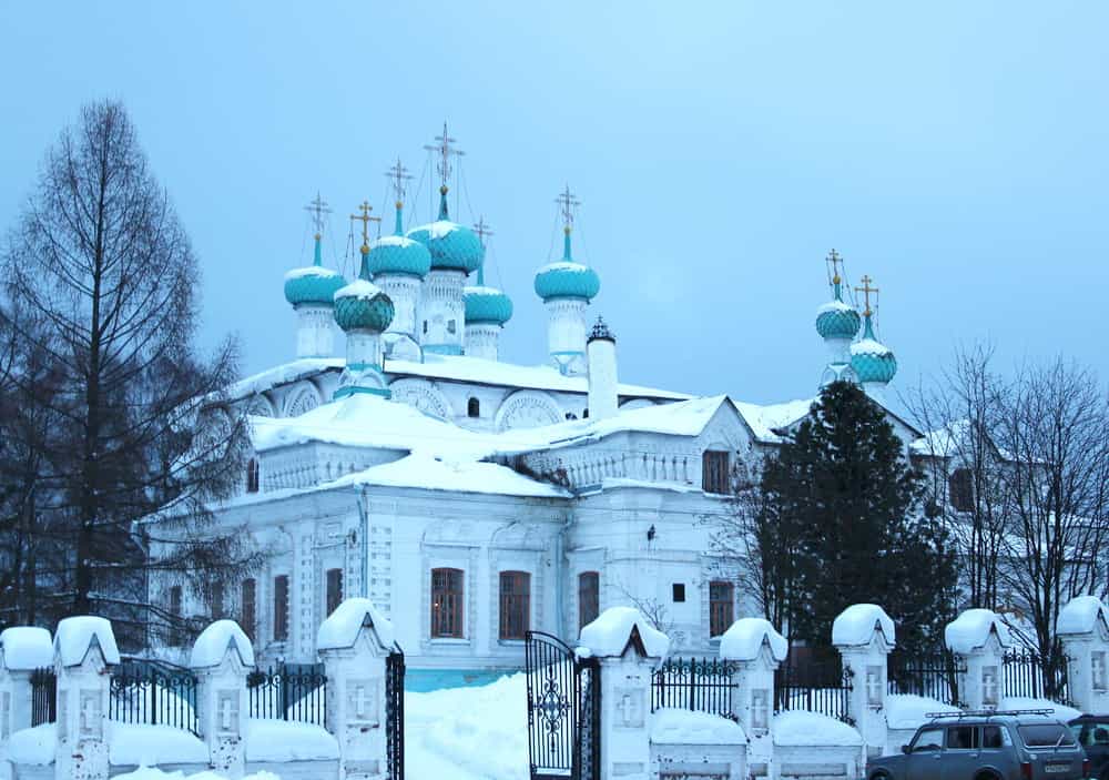 Престольный праздник в Свято-Екатерининском кафедральном соборе города Слободского