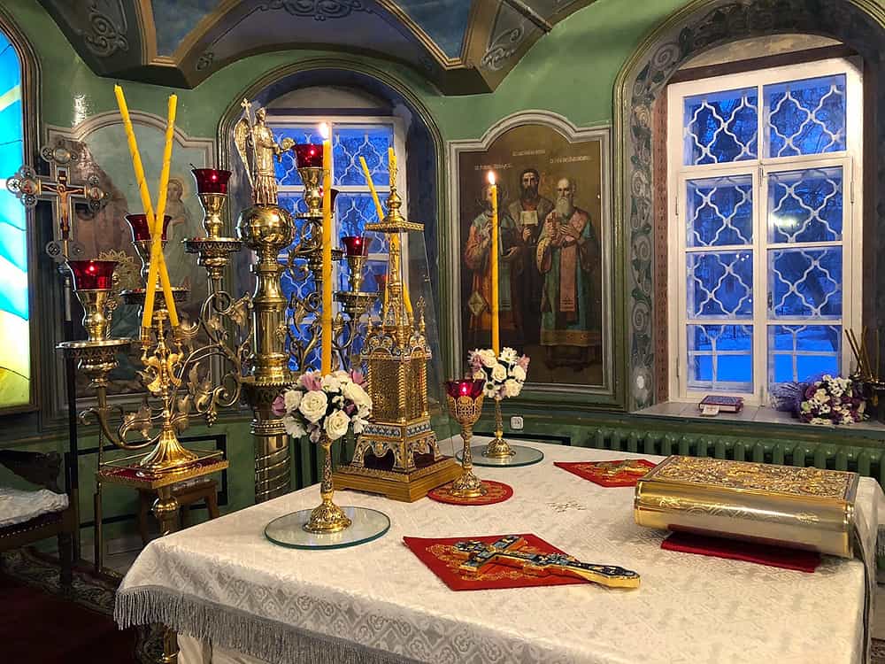 В праздник Собора Предтечи и Крестителя Господня Иоанна митрополит Вятский и Слободской Марк совершил Божественную литургию в храме Рождества Иоанна Предтечи