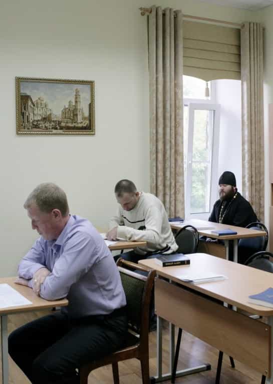 Студенты Вятского Духовного училища сдали междисциплинарный итоговый экзамен