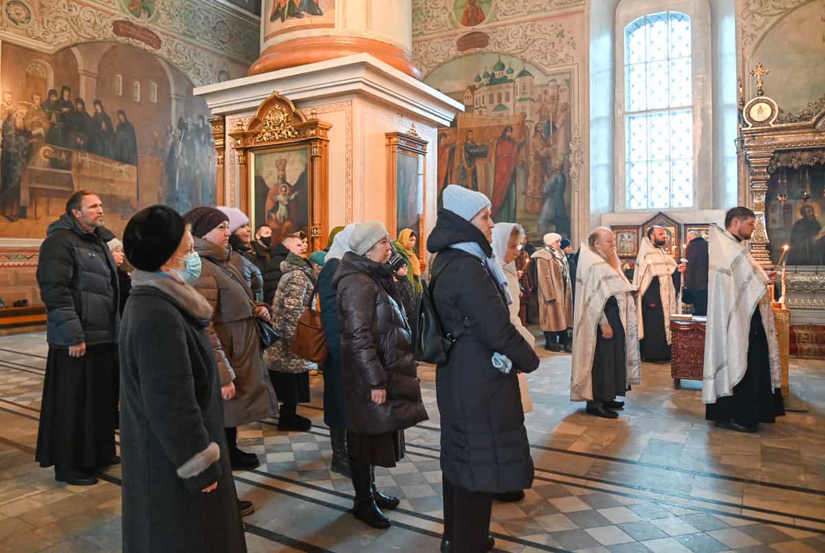 Совершилась панихида по митрополиту Хрисанфу