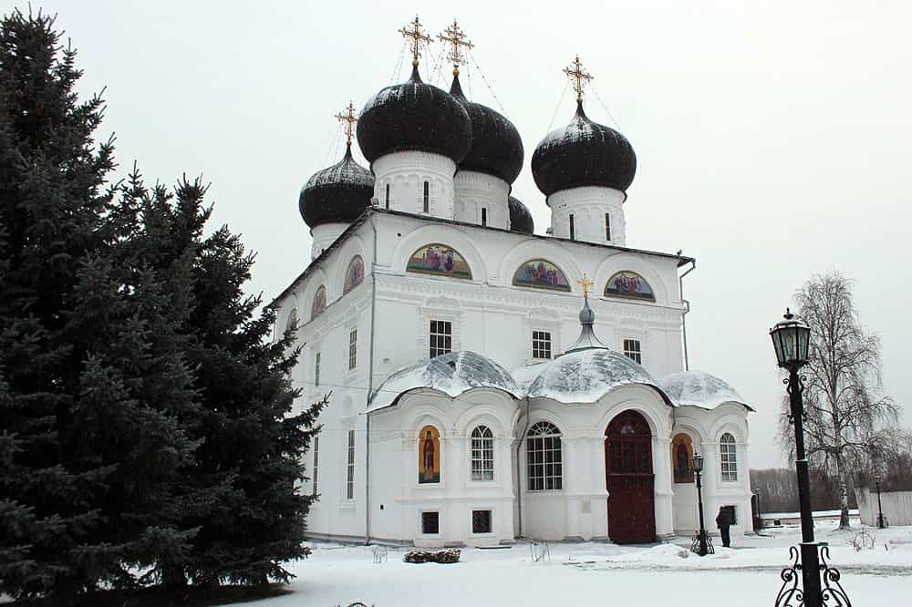 Рождественские сувениры и православные календари на 2022 год