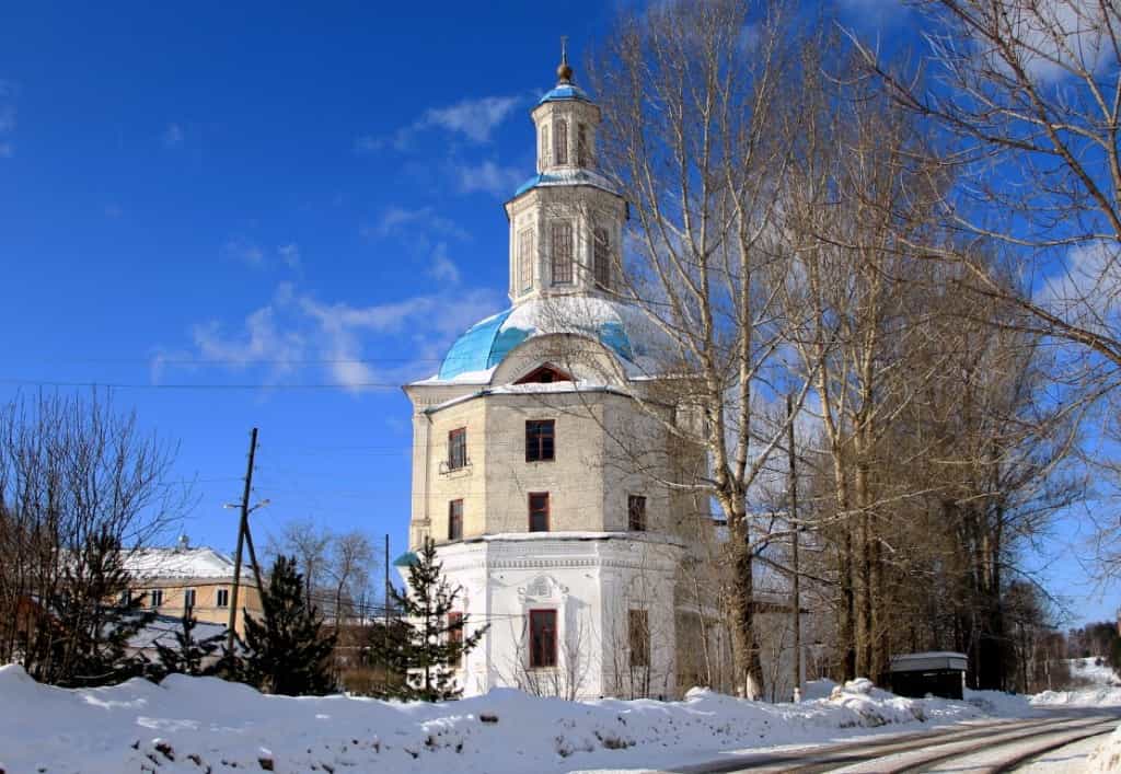 В канун дня памяти святителя Василия Великого в храме Рождества Пресвятой Богородицы поселка Нижнеивкино будет совершено торжественное Всенощное бдение