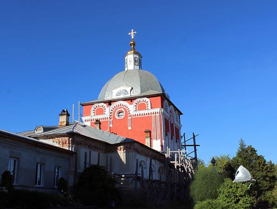 Торжественное Всенощное бдение в канун престольного праздника в Преображенском храме города Слободского