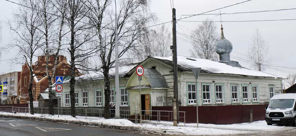 Освящение колоколов Александро-Невской церкви поселка Просница