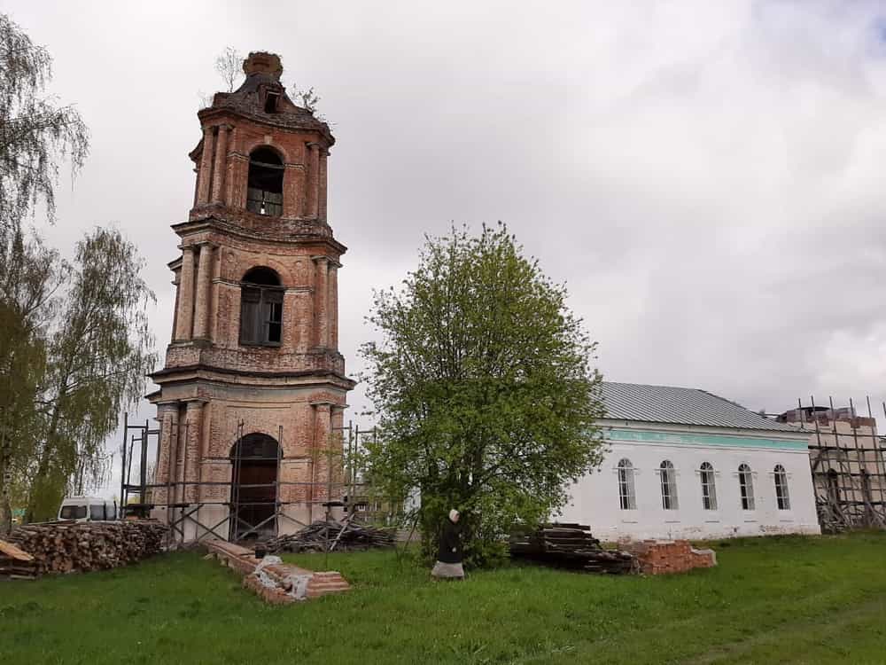 В праздник святителя Николая паломники Трифонова монастыря посетили храмы Кукарского благочиния